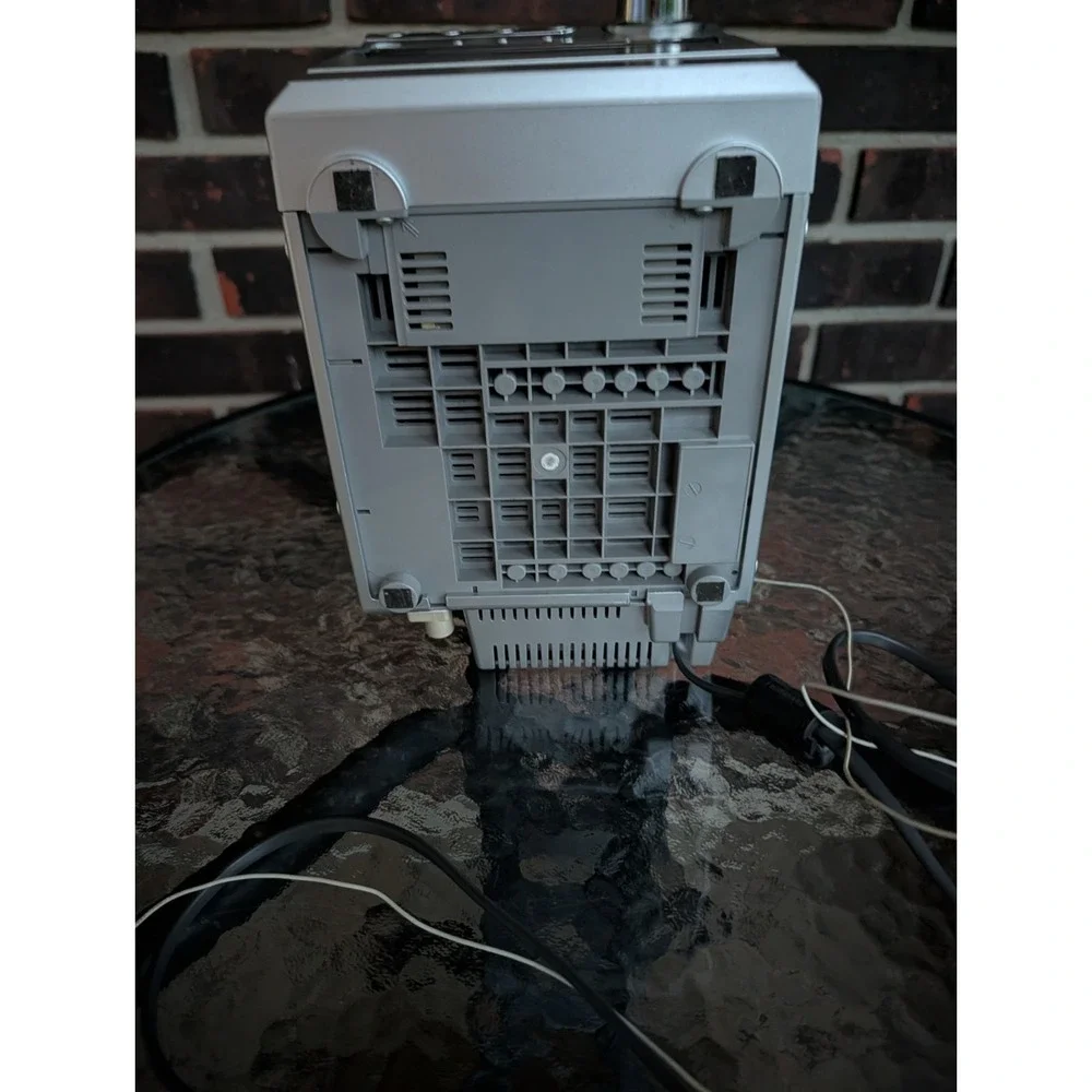 Sony CMT - NE3 Micro Hifi Component System CD Tape Player WORKS GREAT 2004